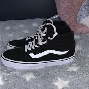Black high top vans women’s 7